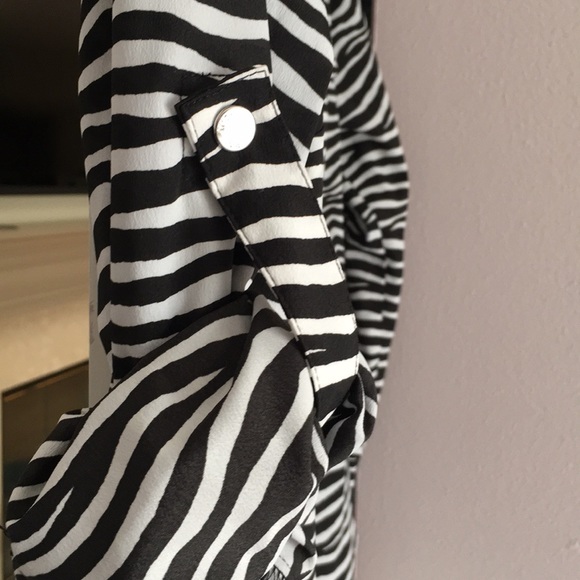 Michael Kors zebra pattern blouse - Picture 3 of 3
